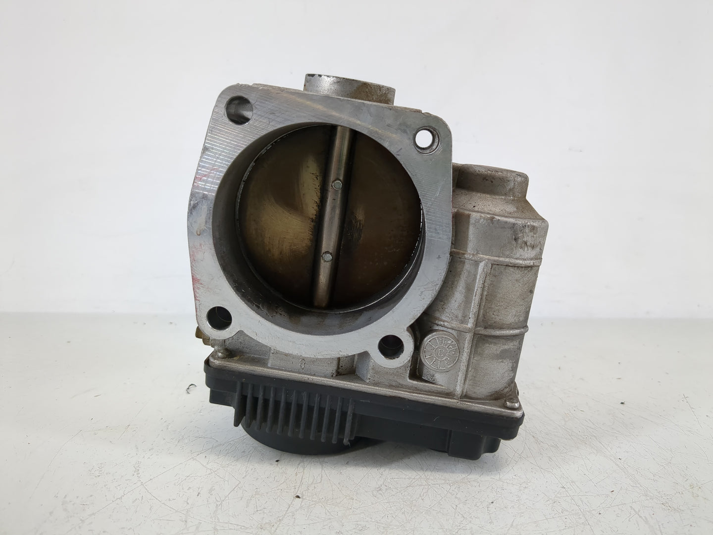2002-2006 Nissan Altima Throttle Body P/N:RME70-04 Fits Fits 2002 2003 2004 2005 2006 OEM Used Auto Parts - Oemusedautoparts