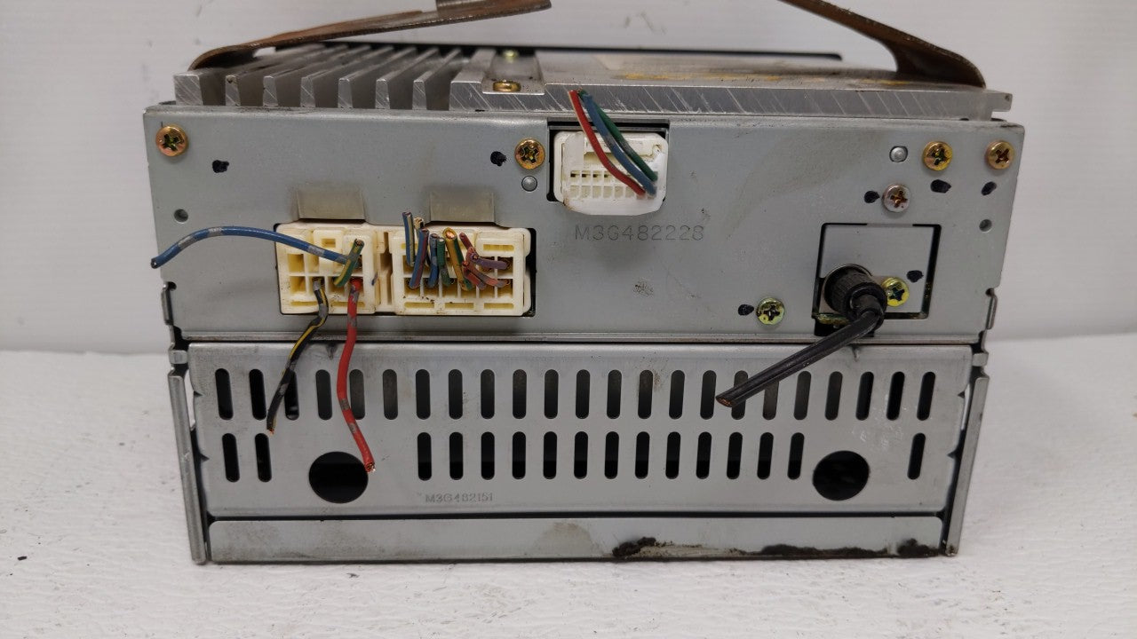 2005-2006 Nissan Altima Radio AM FM Cd Player Receiver Replacement P/N:28185 ZB10C 28185 ZB00A Fits Fits 2005 2006 OEM Used 