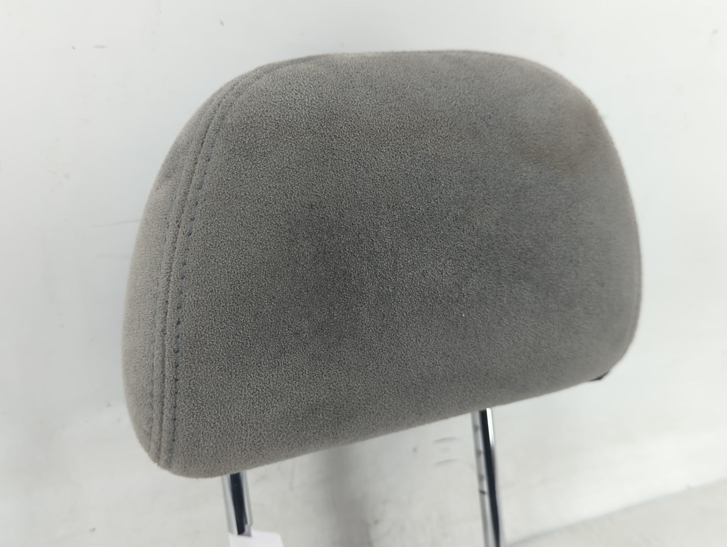 2005-2006 Nissan Altima Headrest Head Rest Rear Seat Fits Fits 2005 2006 OEM Used Auto Parts - Oemusedautoparts1.com