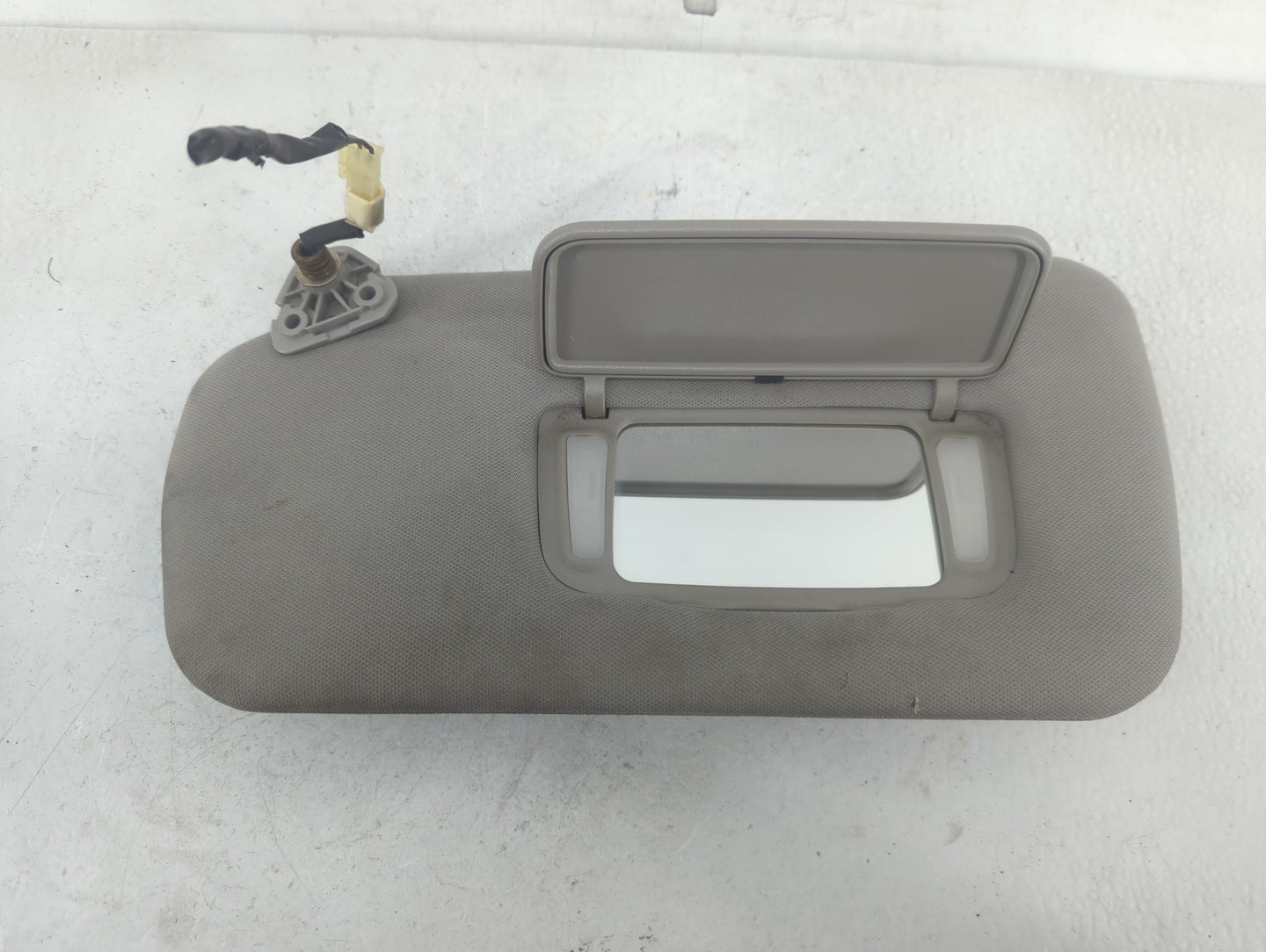 2005-2006 Nissan Altima Sun Visor Shade Replacement Driver Left Mirror Fits Fits 2005 2006 OEM Used Auto Parts - Oemusedauto