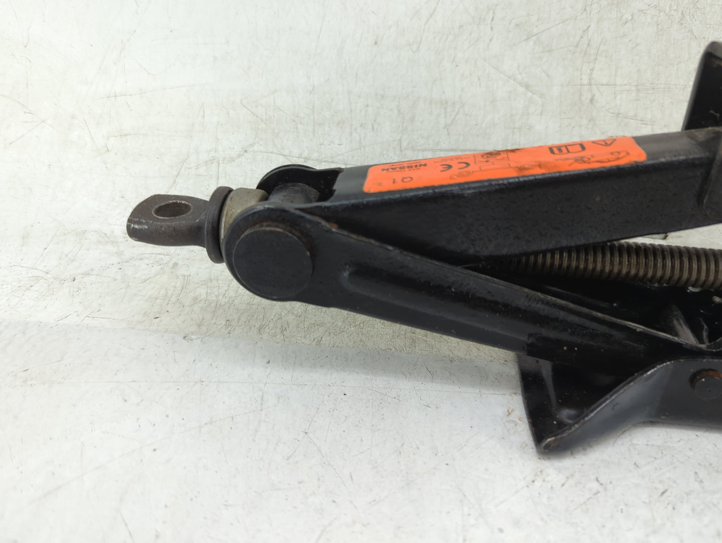 2005 Nissan Altima Spare Scissor Car Jack - Oemusedautoparts1.com