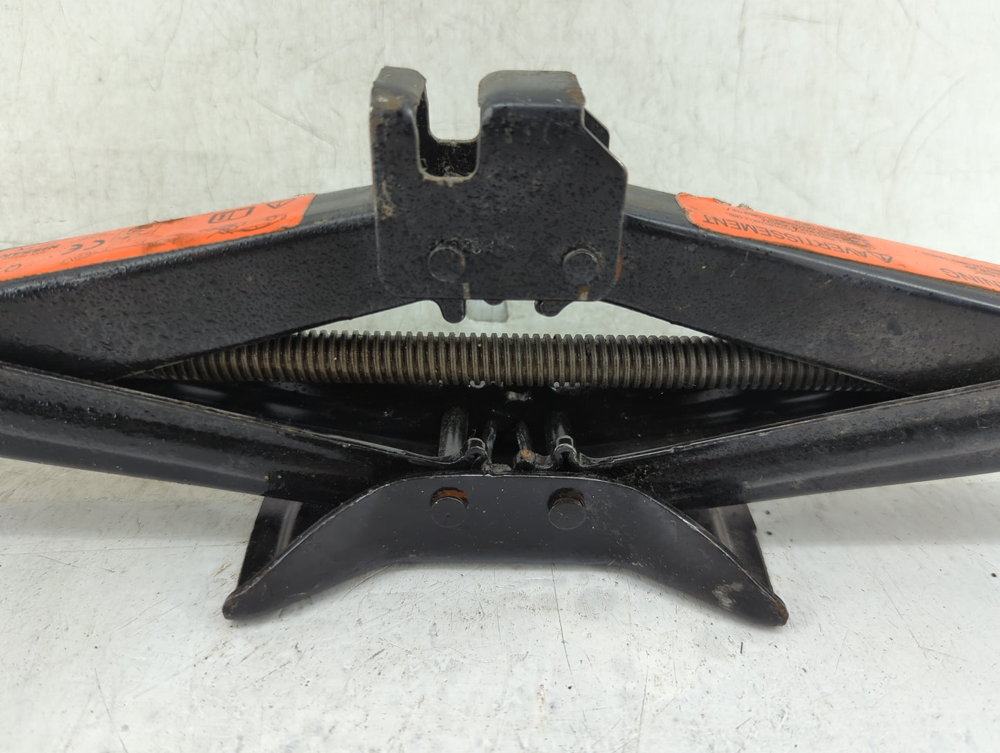 2005 Nissan Altima Spare Scissor Car Jack - Oemusedautoparts1.com