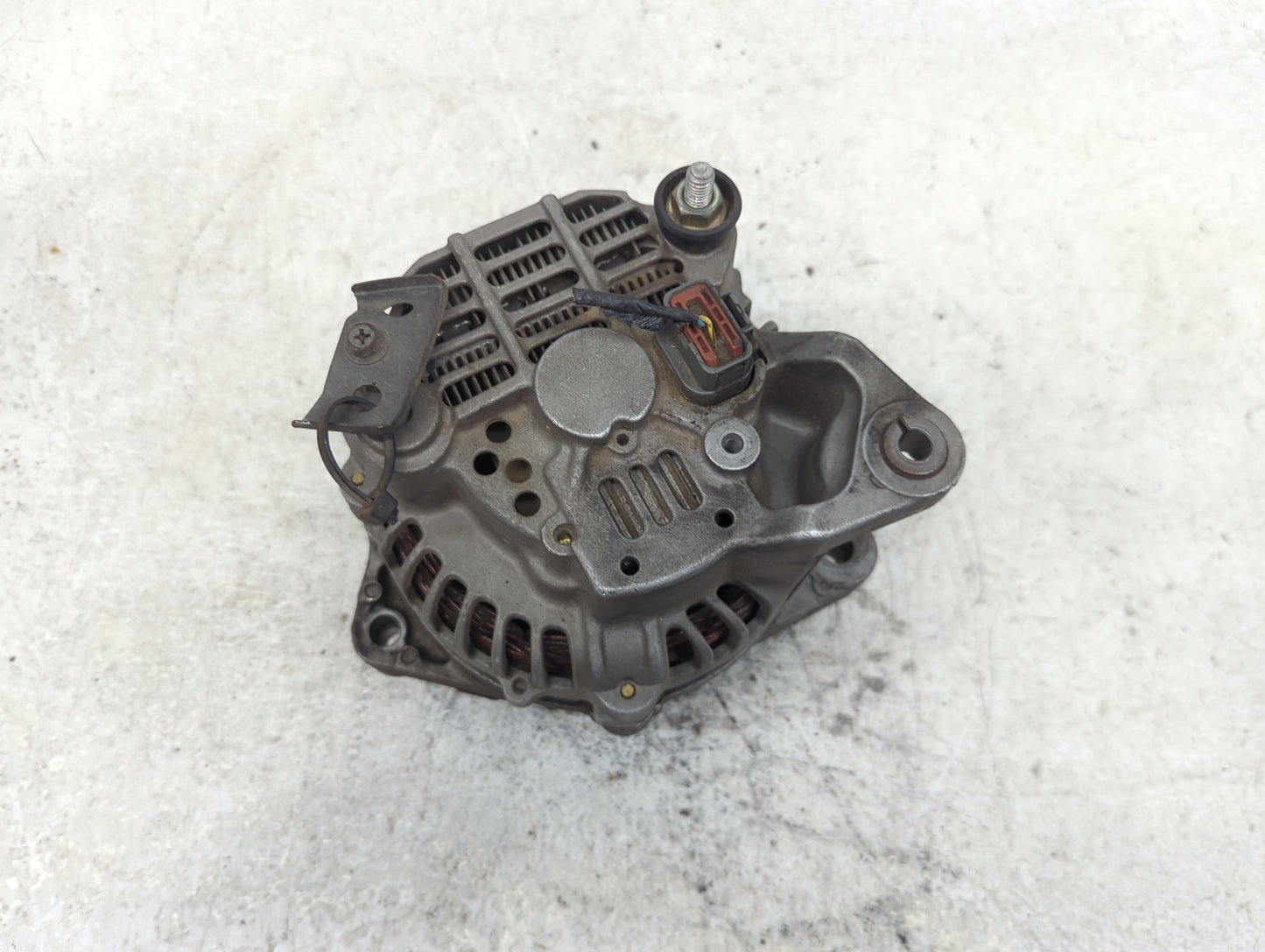 2005 Nissan Altima Alternator Replacement Generator Charging Assembly Engine OEM Fits Fits 1995 1996 1997 1998 OEM Used Auto