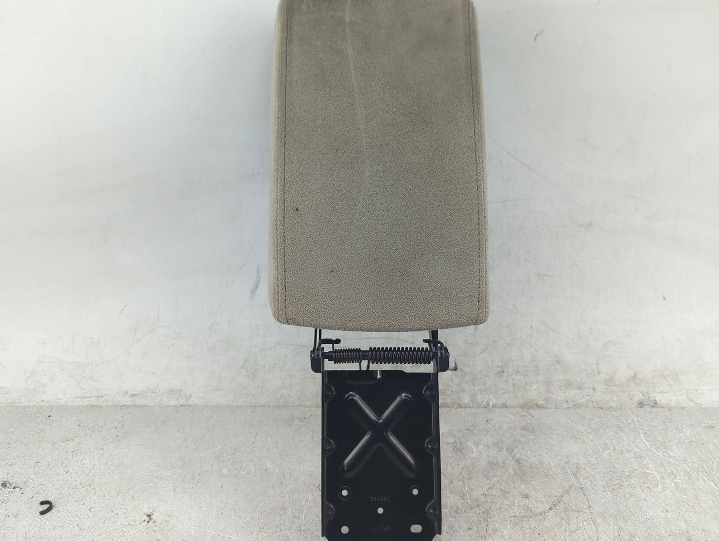 2005 Nissan Altima Center Console Armrest Cover Lid Fits OEM Used Auto Parts - Oemusedautoparts1.com