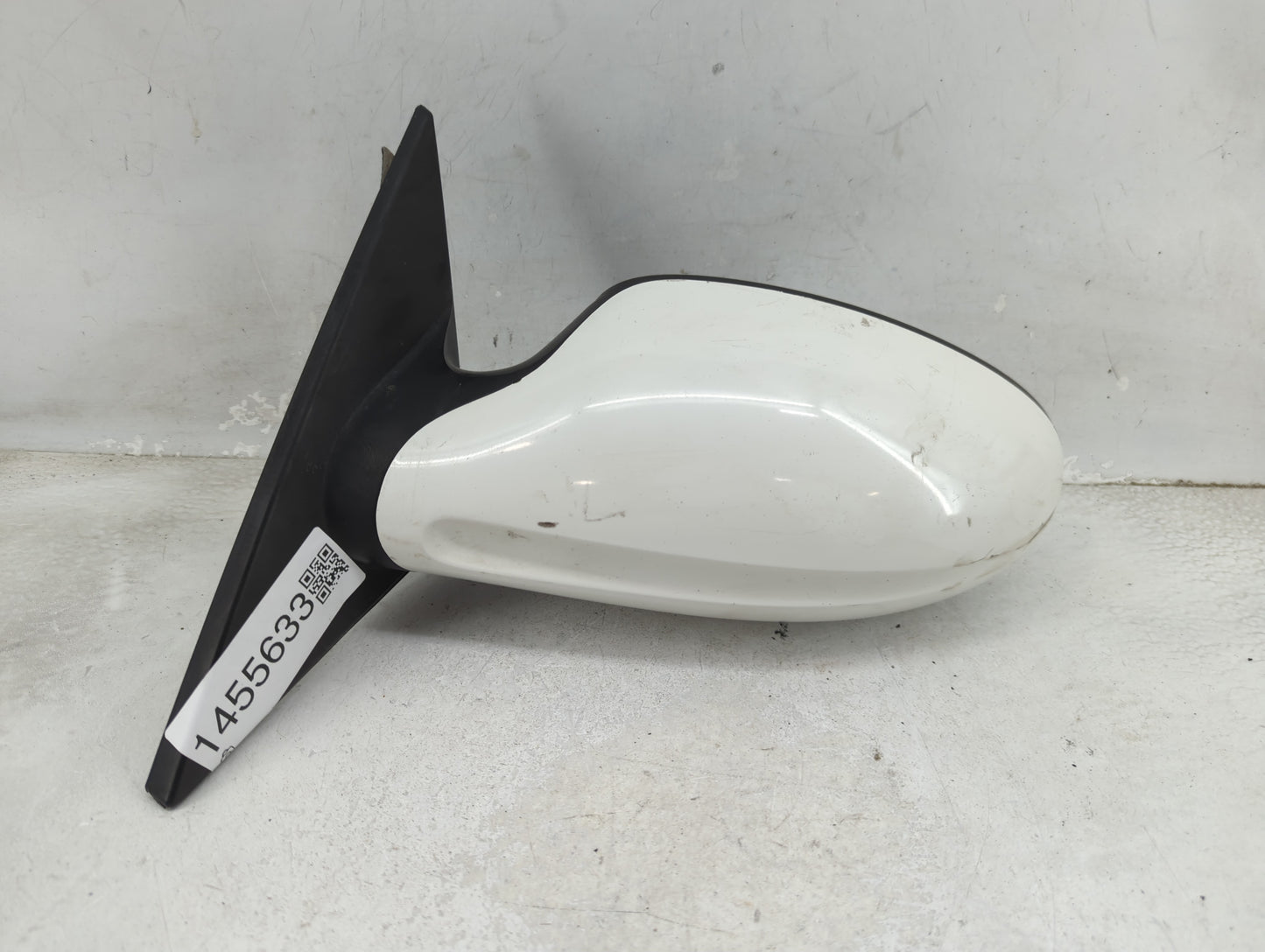 2005-2006 Nissan Altima Driver Side View Mirror - Left Door Mirror OEM Used - Oemusedautoparts1.com