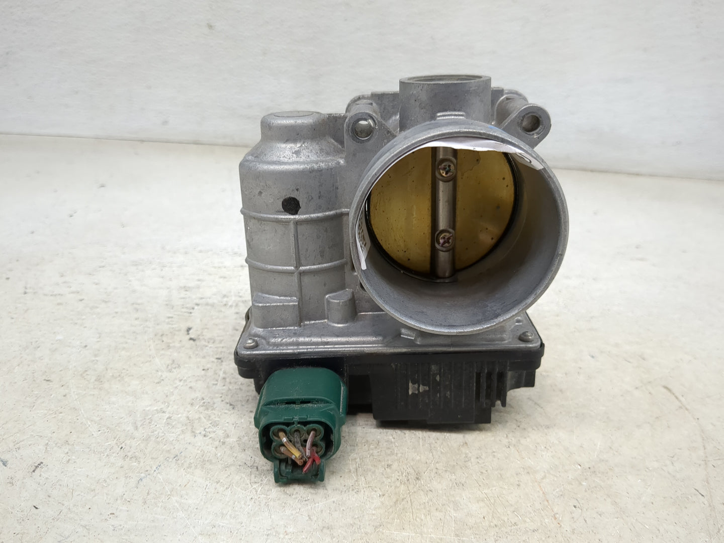 2002-2006 Nissan Altima Throttle Body Fits Fits 2002 2003 2004 2005 2006 OEM Used Auto Parts - Oemusedautoparts1.com