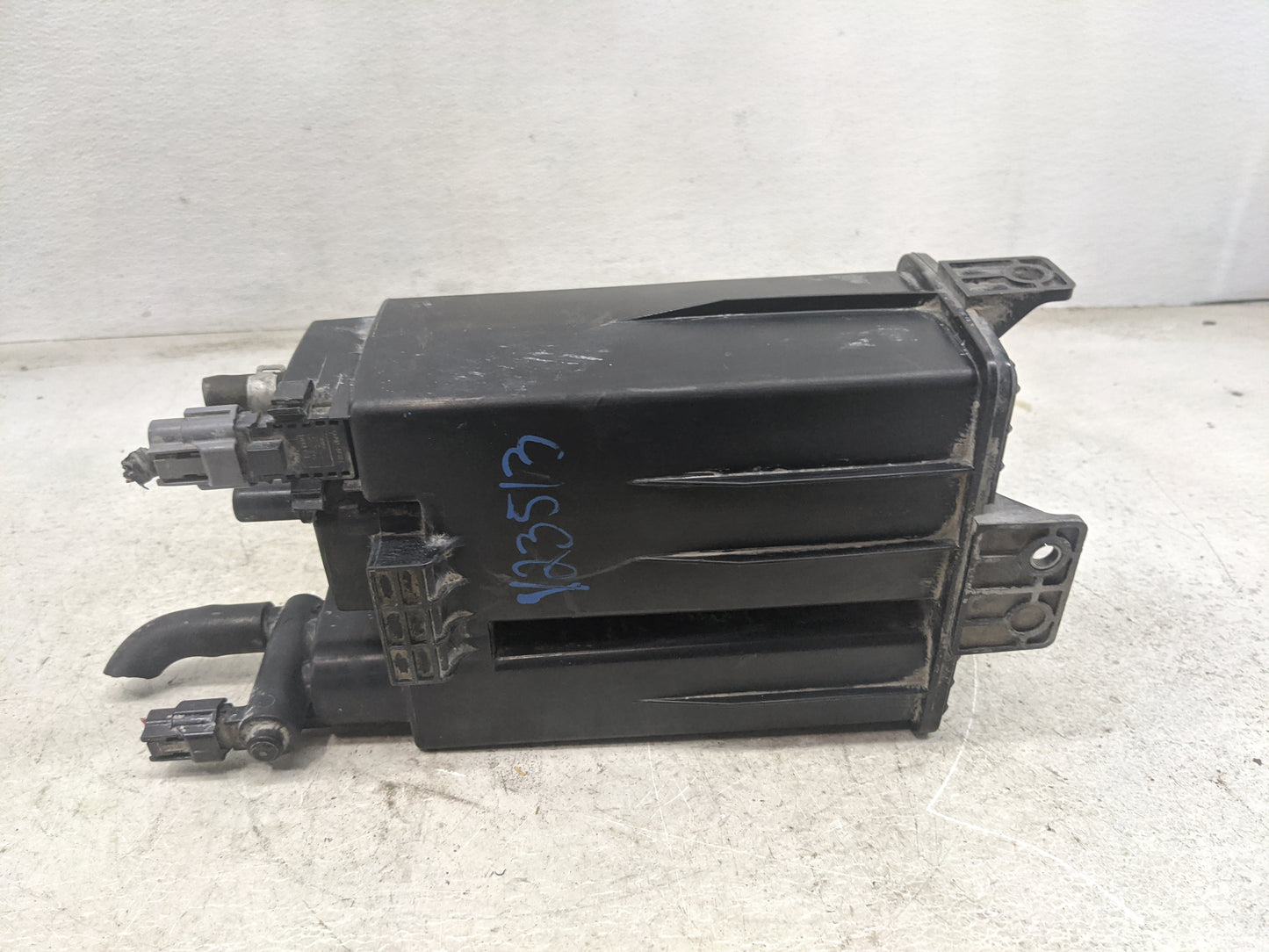 2005 Nissan Altima Fuel Vapor Charcoal Canister - Oemusedautoparts1.com