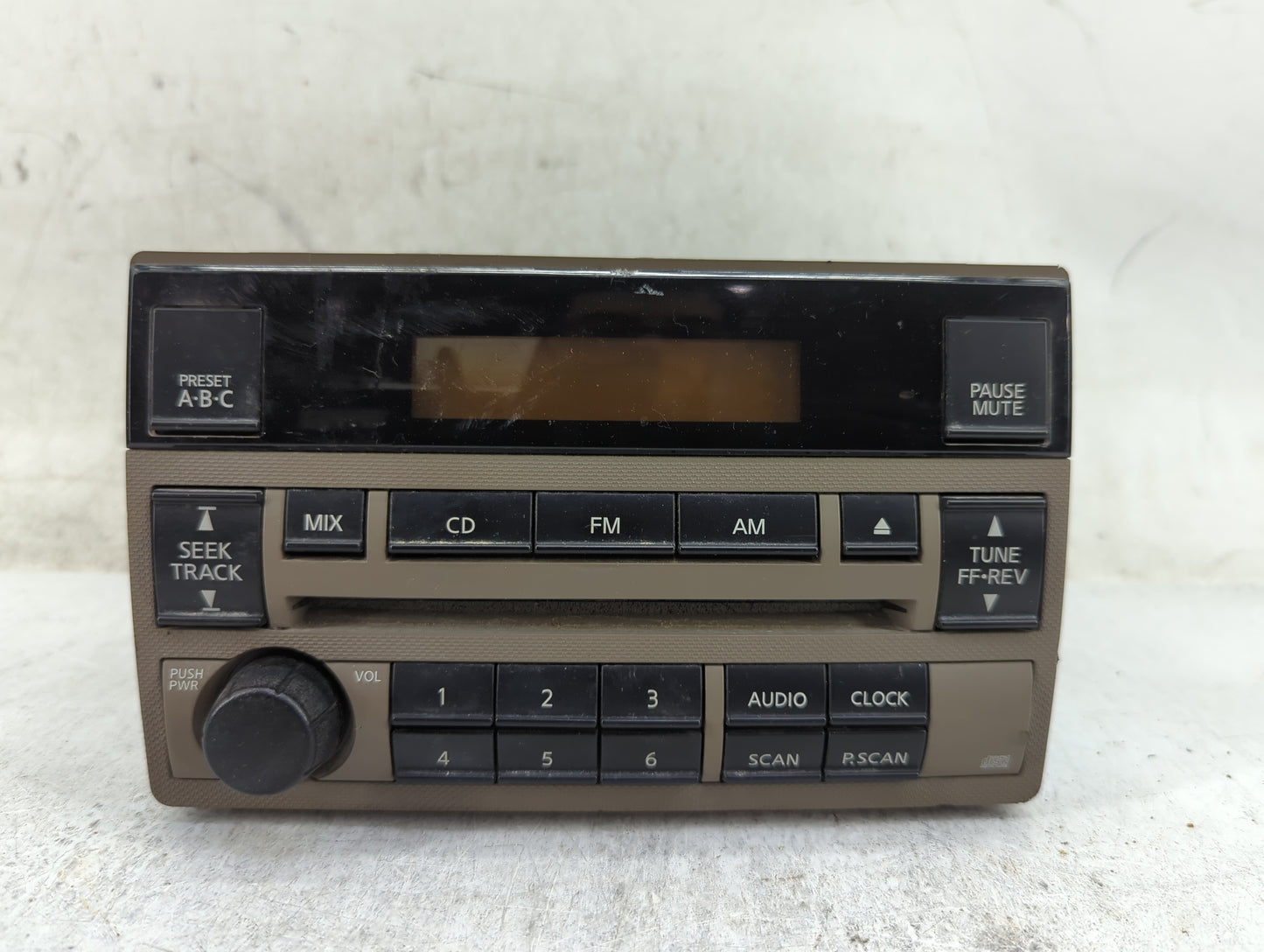 2005-2006 Nissan Altima Radio AM FM Cd Player Receiver Replacement P/N:28185 ZB10C CQ-JN2465X Fits Fits 2005 2006 OEM Used A