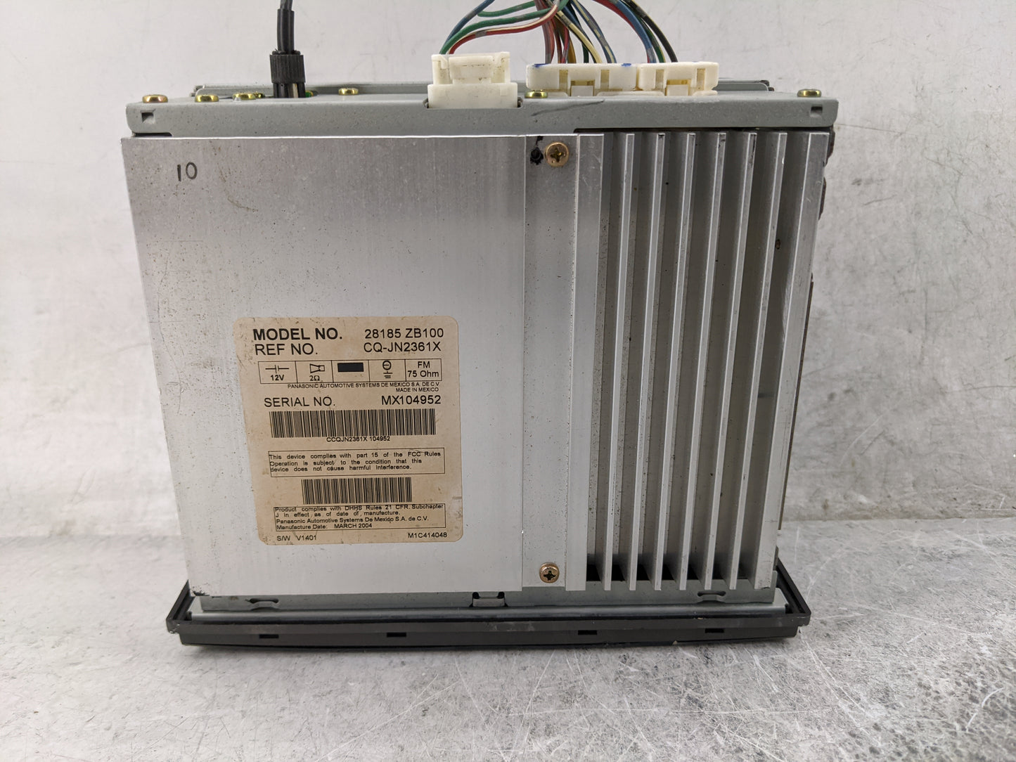 2005-2006 Nissan Altima Radio AM FM Cd Player Receiver Replacement P/N:28185 ZB100 CQ-JN2361X Fits Fits 2005 2006 OEM Used A