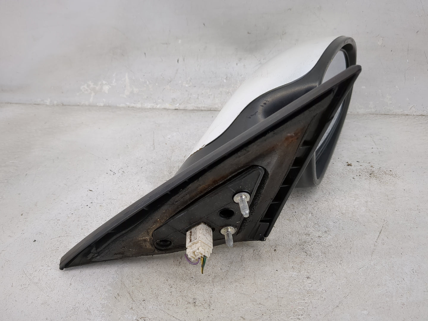 2005-2006 Nissan Altima Passenger Side View Mirror - Right Door Mirror OEM Used - Oemusedautoparts1.com