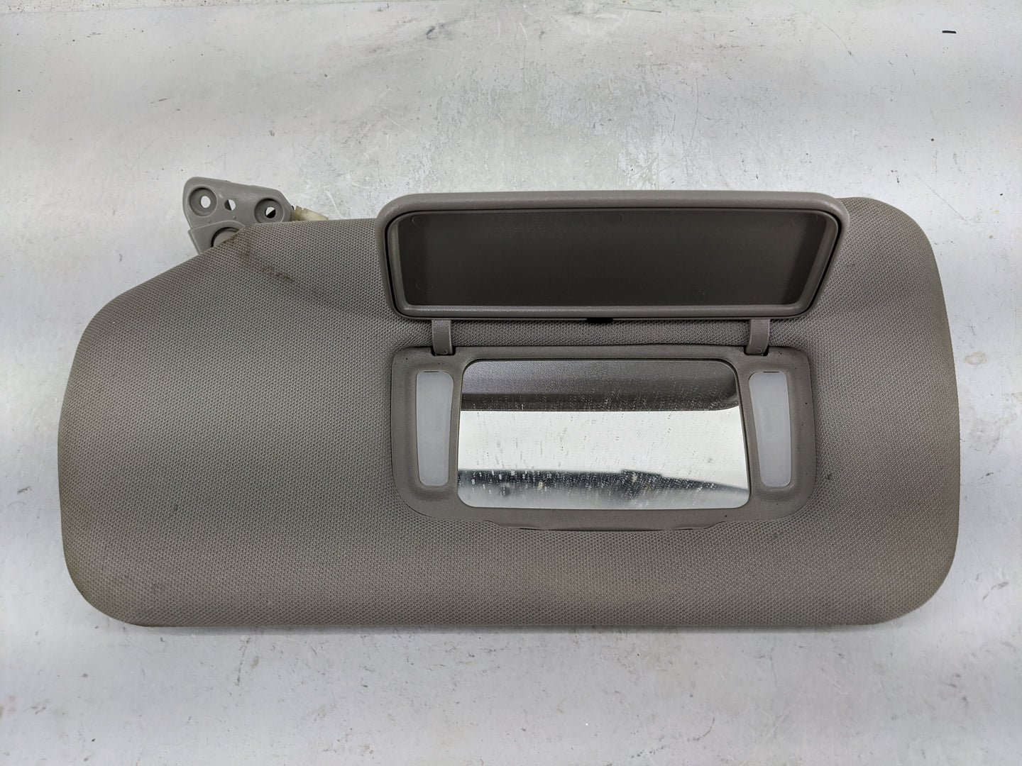 2005-2006 Nissan Altima Sun Visor Shade Replacement Driver Left Mirror Fits Fits 2005 2006 OEM Used Auto Parts - Oemusedauto