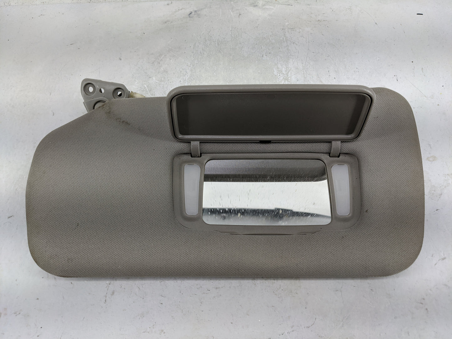 2005-2006 Nissan Altima Sun Visor Shade Replacement Driver Left Mirror Fits Fits 2005 2006 OEM Used Auto Parts - Oemusedauto