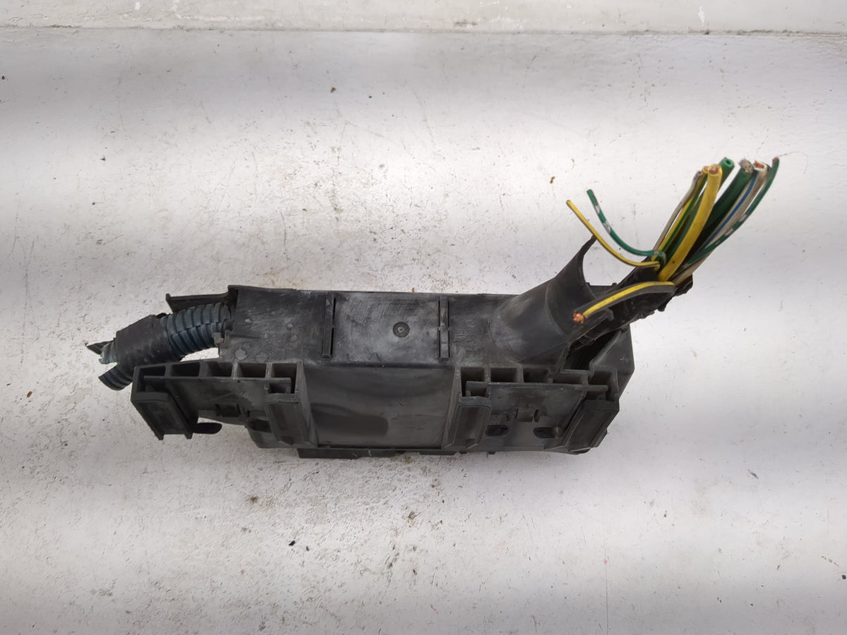 2002-2006 Nissan Altima Fusebox Fuse Box Panel Relay Module P/N:7154-7008 24382 8J011 Fits Fits 2002 2003 2004 2005 2006 OEM