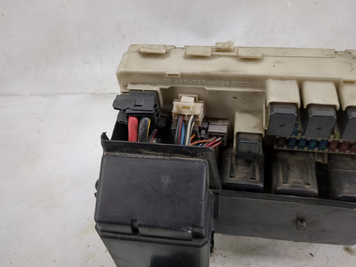 2002-2006 Nissan Altima Fusebox Fuse Box Panel Relay Module Fits Fits 2002 2003 2004 2005 2006 OEM Used Auto Parts - Oemused