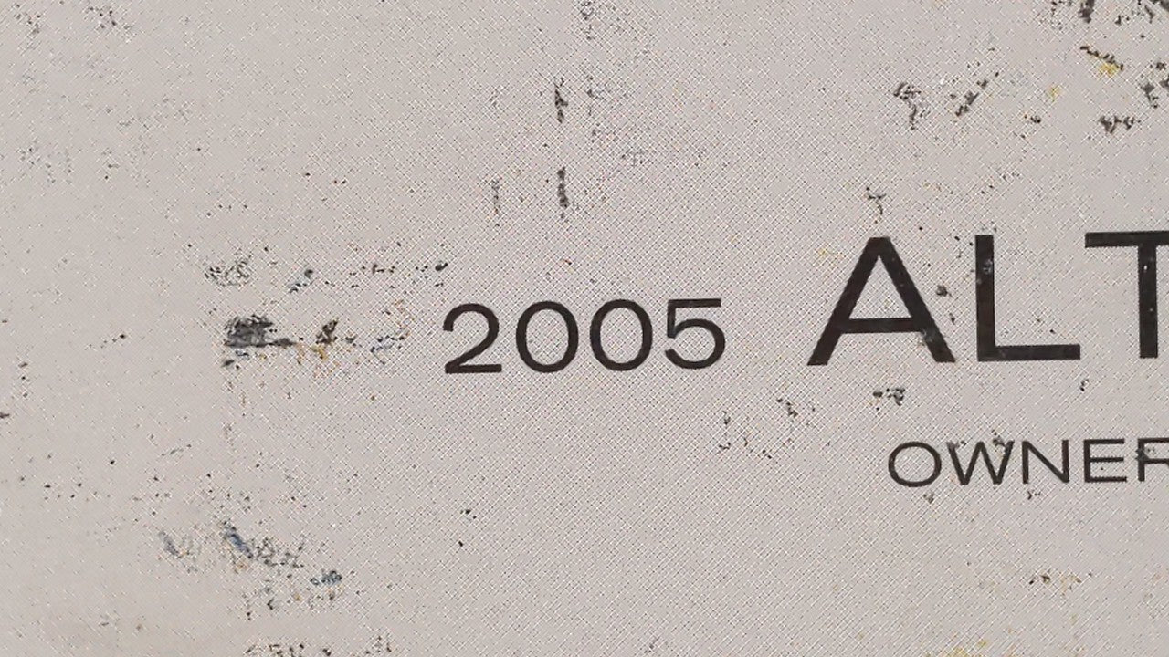 2005 Nissan Altima Owners Manual Book Guide OEM Used Auto Parts - Oemusedautoparts1.com