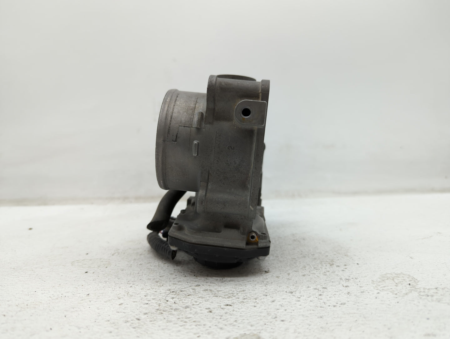 2002-2006 Nissan Altima Throttle Body P/N:RME70-04 A576-01, RME70 Fits Fits 2002 2003 2004 2005 2006 OEM Used Auto Parts - O