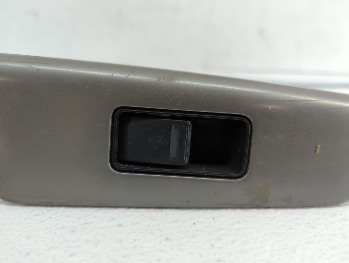 2005 Nissan Altima Passenger Right Rear Power Window Switch - Oemusedautoparts1.com