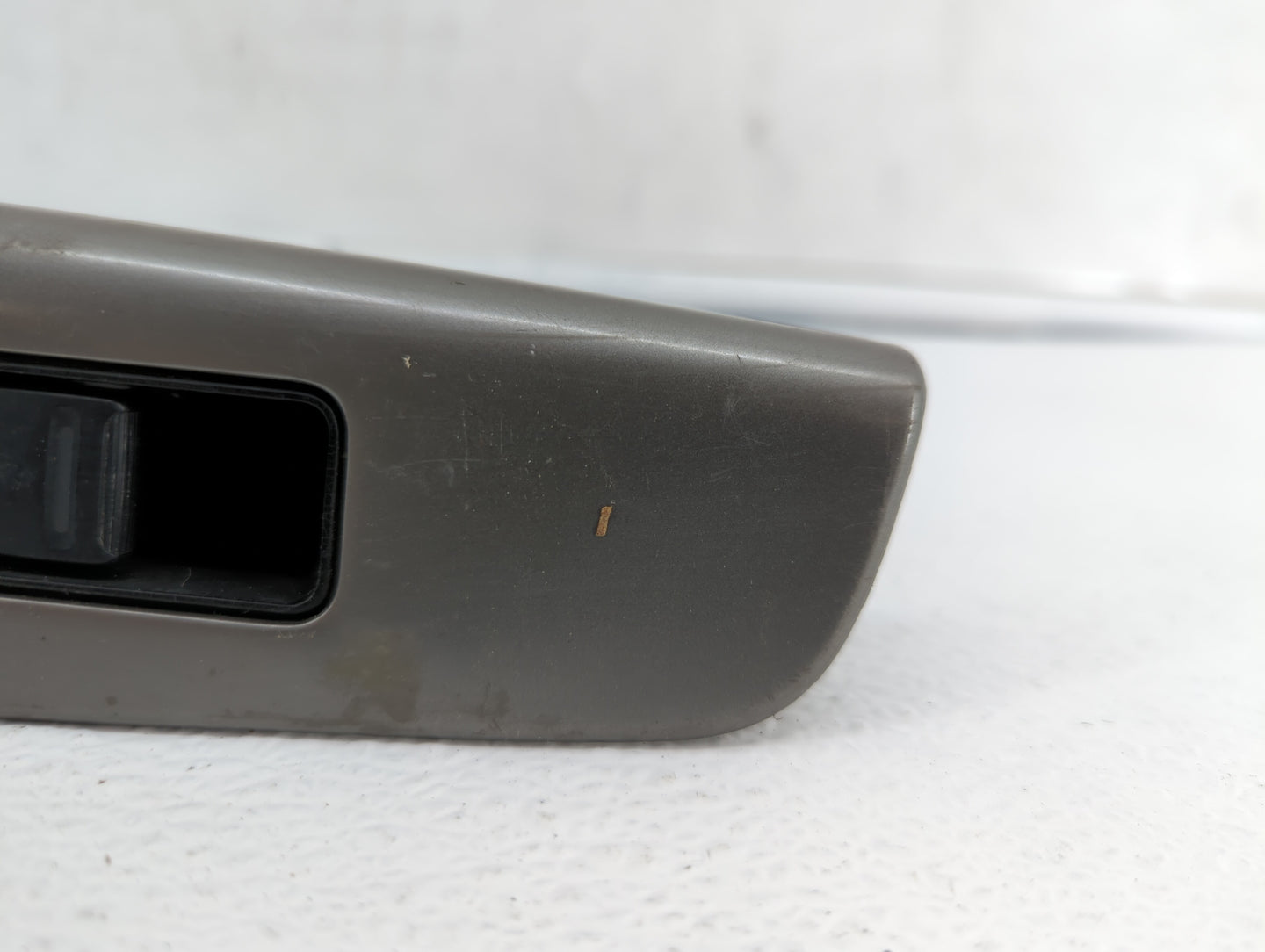 2005 Nissan Altima Passenger Right Rear Power Window Switch - Oemusedautoparts1.com
