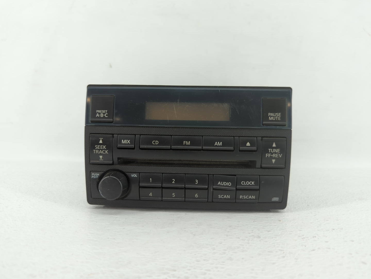 2005-2006 Nissan Altima Am Fm Cd Player Radio Receiver - Oemusedautoparts1.com