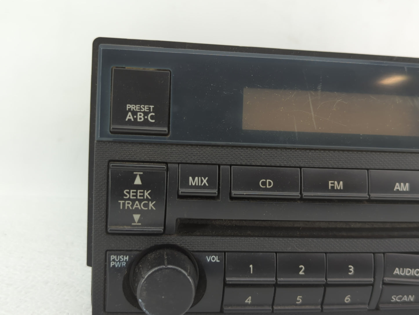 2005-2006 Nissan Altima Am Fm Cd Player Radio Receiver - Oemusedautoparts1.com