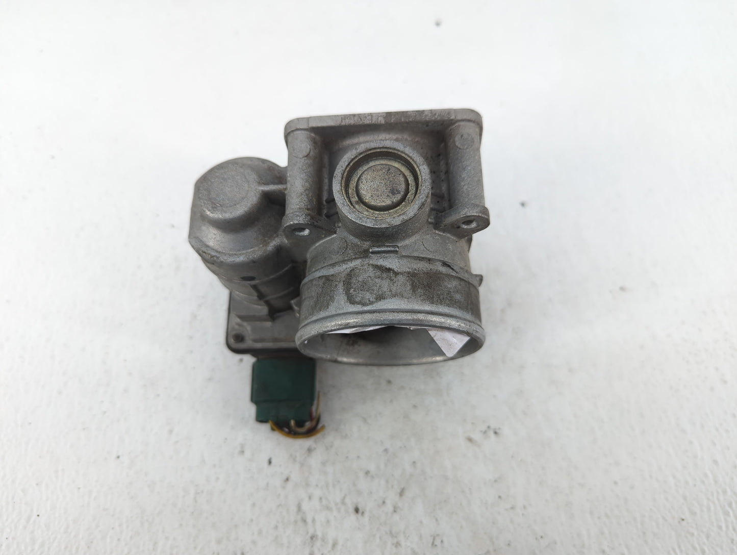 2002-2006 Nissan Altima Throttle Body Fits Fits 2002 2003 2004 2005 2006 OEM Used Auto Parts - Oemusedautoparts1.com