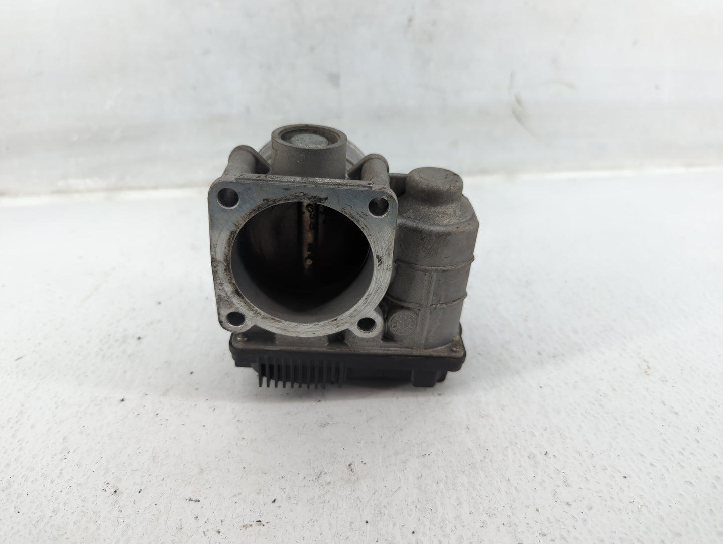 2002-2006 Nissan Altima Throttle Body Fits Fits 2002 2003 2004 2005 2006 OEM Used Auto Parts - Oemusedautoparts1.com