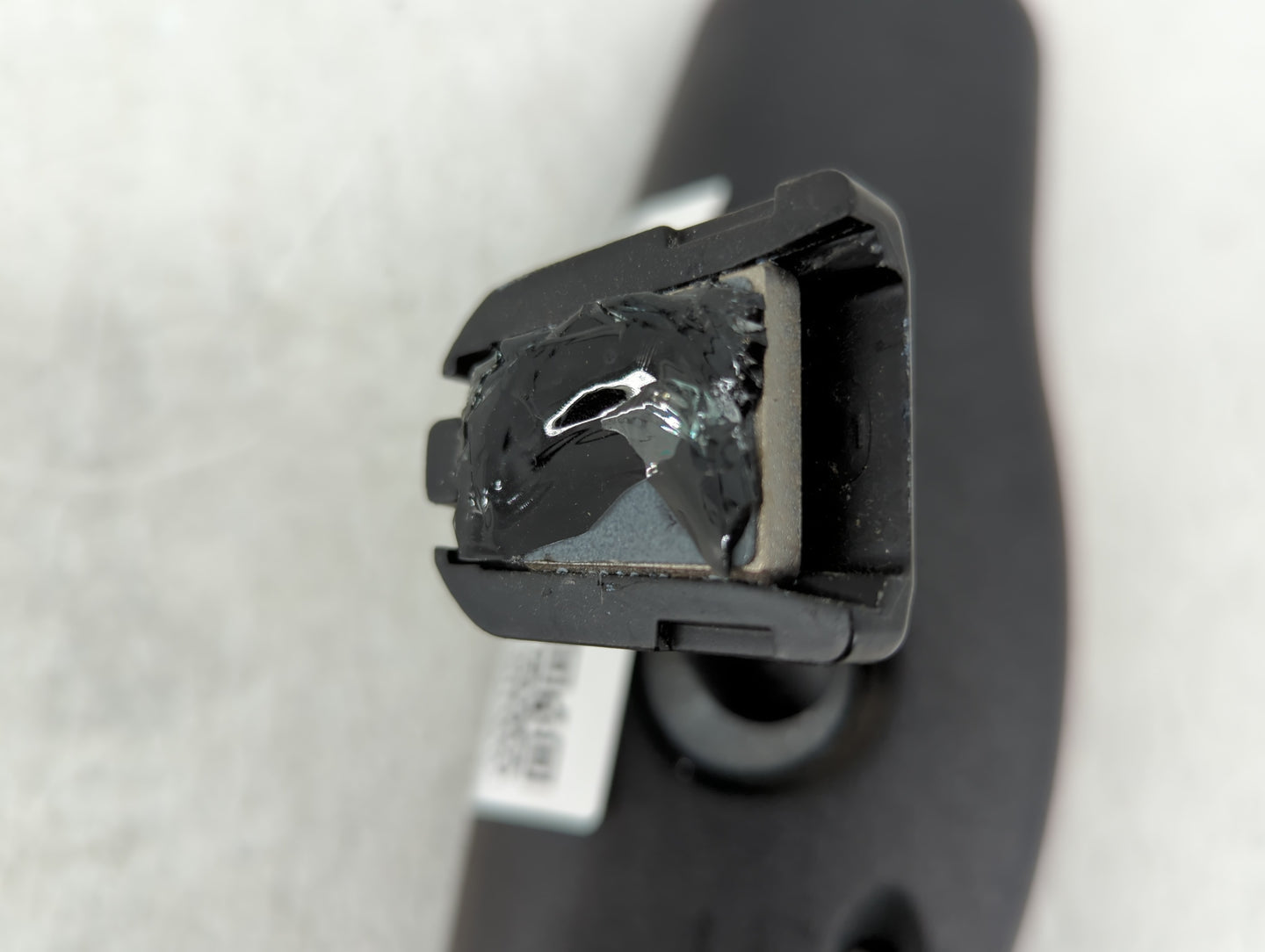 2005 Nissan Altima Interior Rear View Mirror Replacement OEM P/N:E11015306 Fits OEM Used Auto Parts - Oemusedautoparts1.com