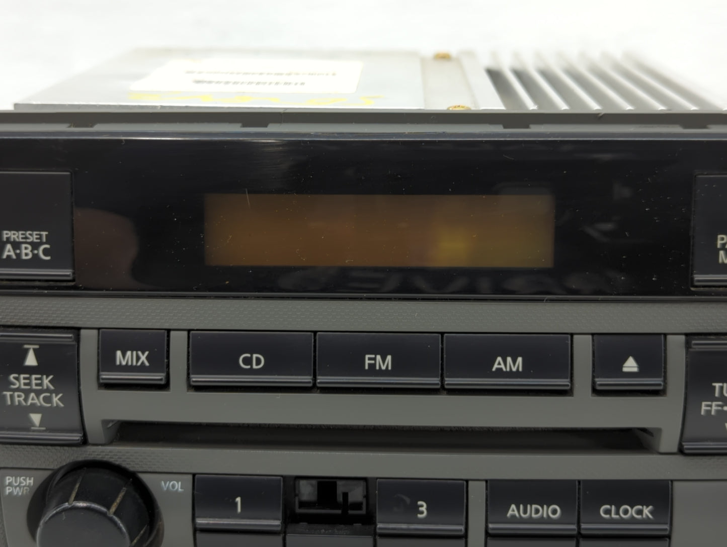 2005-2006 Nissan Altima Radio AM FM Cd Player Receiver Replacement P/N:28185 ZB00A Fits Fits 2005 2006 OEM Used Auto Parts -
