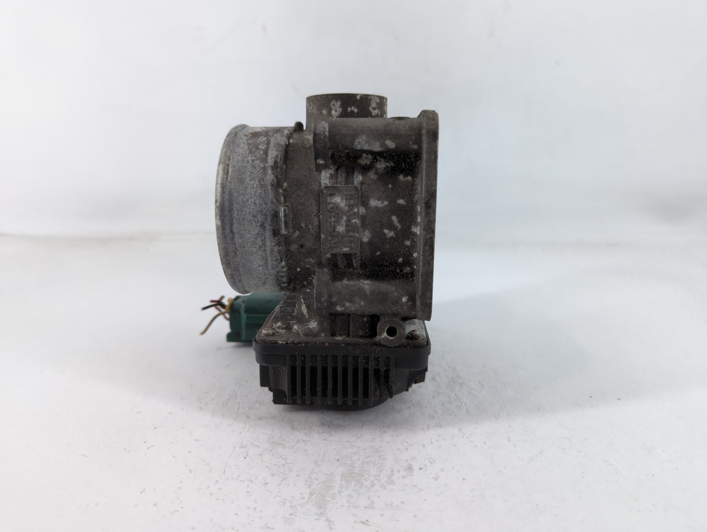 2002-2006 Nissan Altima Throttle Body P/N:SERA576-01 Fits Fits 2002 2003 2004 2005 2006 OEM Used Auto Parts - Oemusedautopar
