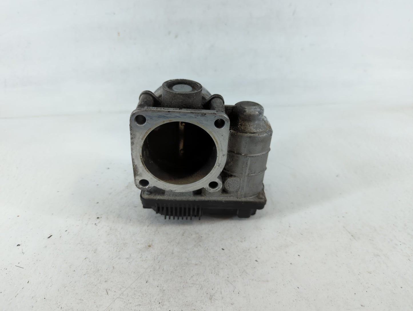 2002-2006 Nissan Altima Throttle Body P/N:V4210H RME60-06 Fits Fits 2002 2003 2004 2005 2006 OEM Used Auto Parts - Oemusedau