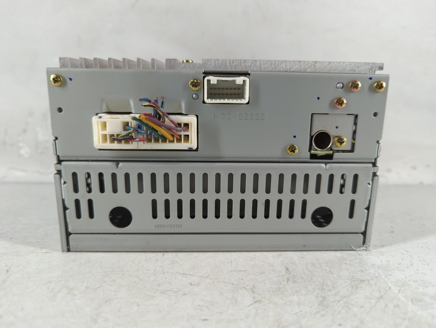 2003-2005 Nissan Altima Am Fm Cd Player Radio Receiver - Oemusedautoparts1.com