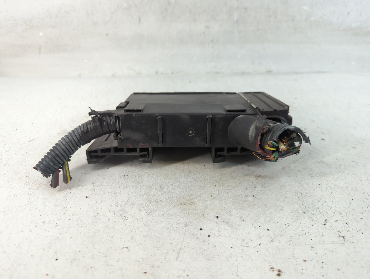 2002-2006 Nissan Altima Fusebox Fuse Box Panel Relay Module P/N:24382 8J010 Fits Fits 2002 2003 2004 2005 2006 OEM Used Auto