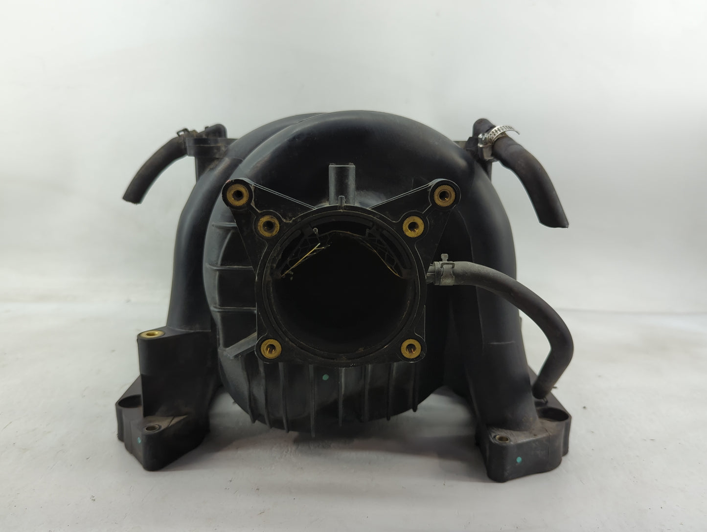 2005-2006 Nissan Armada Air Intake Manifold P/N:050120009389 14001 7S000-C1 Fits Fits 2004 2005 2006 OEM Used Auto Parts - O