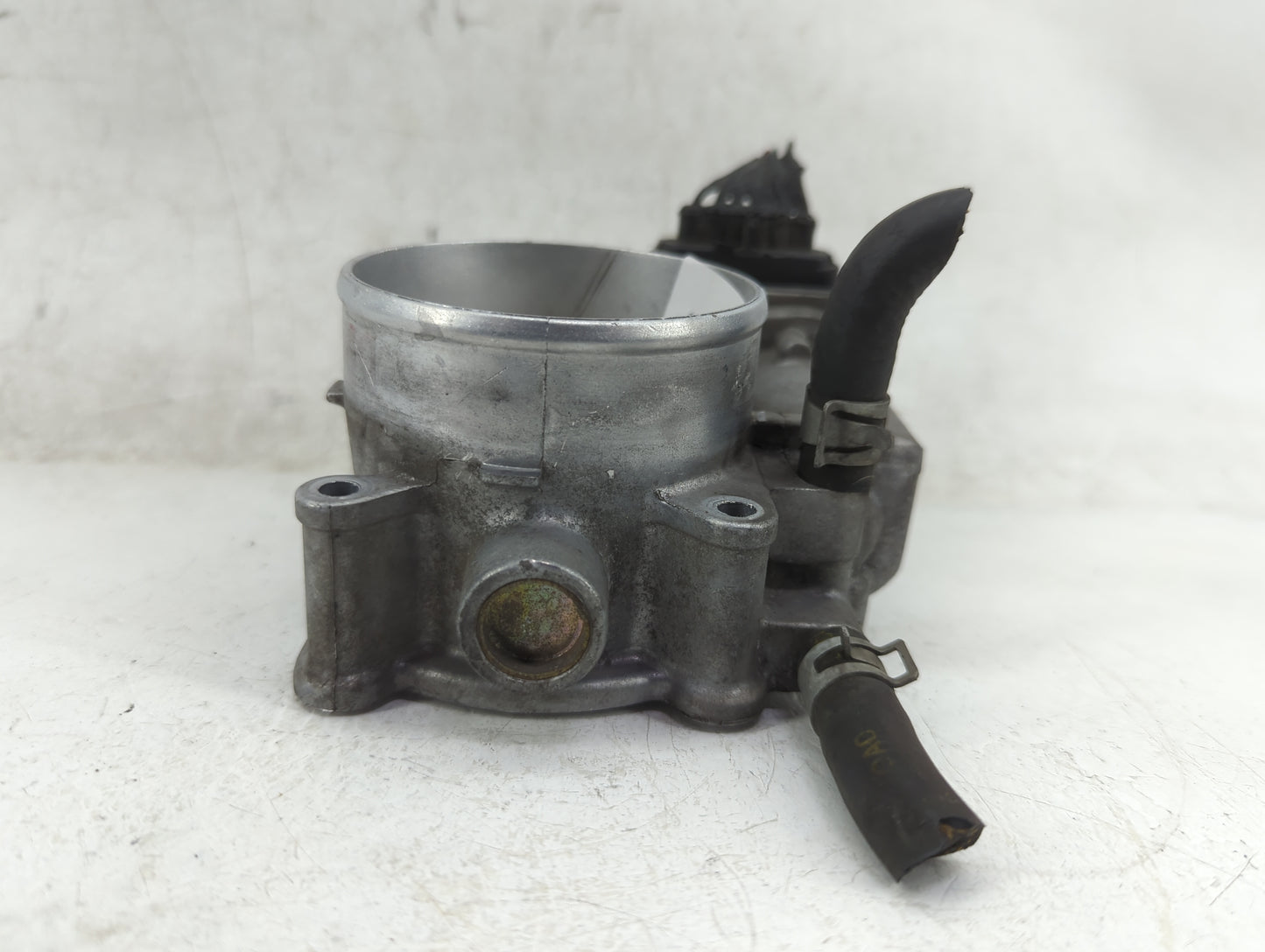 2005-2012 Nissan Armada Throttle Body P/N:16119-7S000 Fits Fits 2004 2005 2006 2007 2008 2009 2010 2011 2012 2013 2014 OEM U