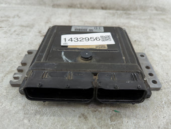 compare product 2005 Nissan Armada PCM Engine Control Computer ECU ECM PCU OEM P/N:MEC83-580 B1 Fits OEM Used Auto Parts