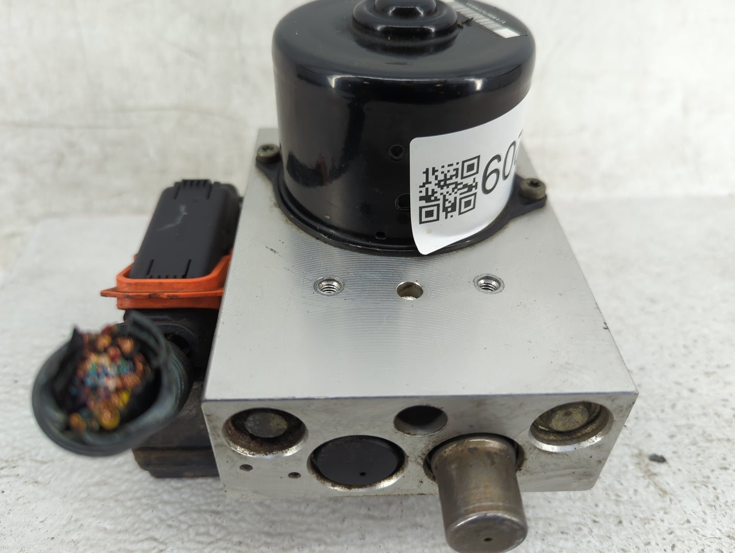 2005 Nissan Armada ABS Pump Control Module Replacement Fits OEM Used Auto Parts - Oemusedautoparts1.com