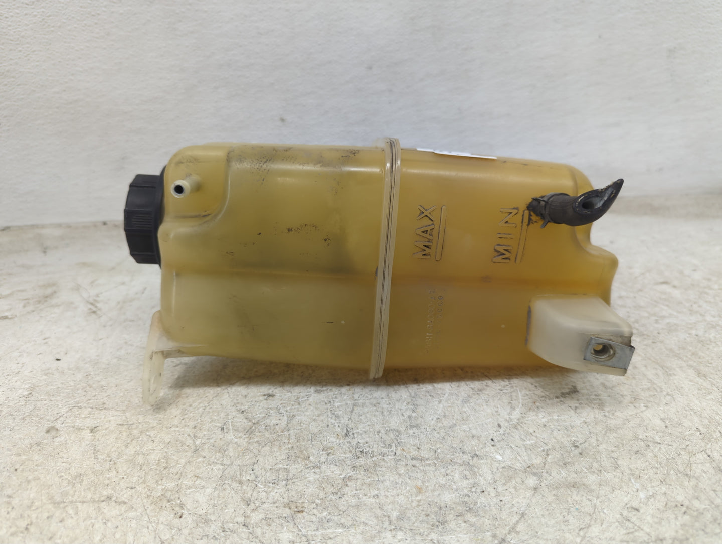 2005-2015 Nissan Armada Radiator Coolant Overflow Expansion Tank Bottle 1449345 - Oemusedautoparts1.com