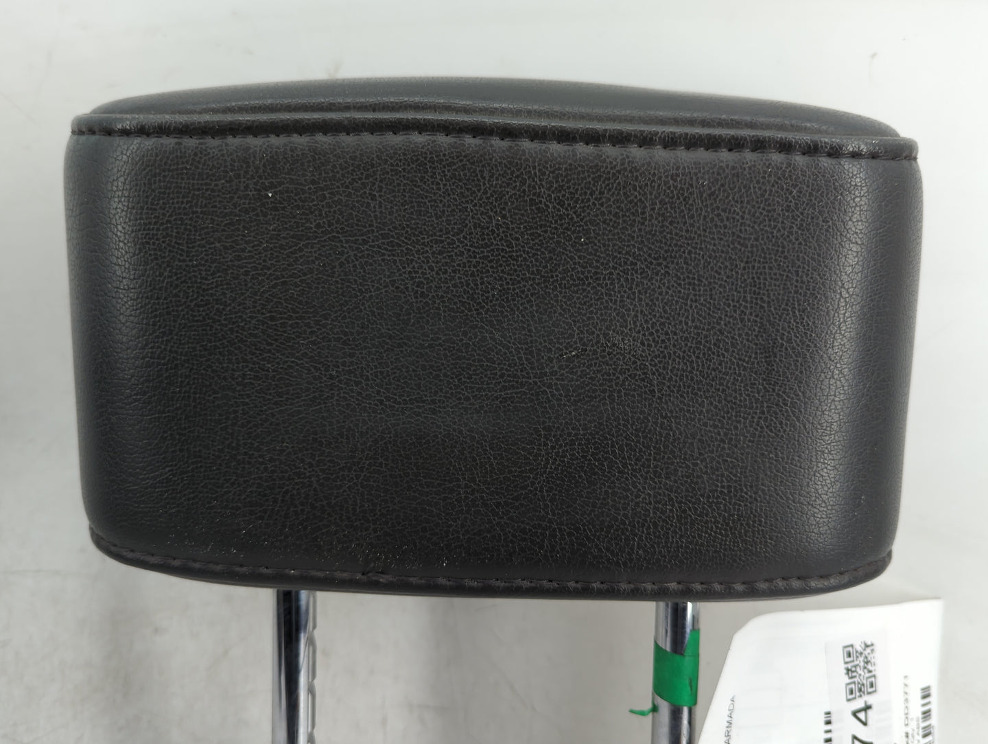 2005-2007 Nissan Armada Headrest Head Rest Rear Seat Fits Fits 2005 2006 2007 OEM Used Auto Parts - Oemusedautoparts1.com