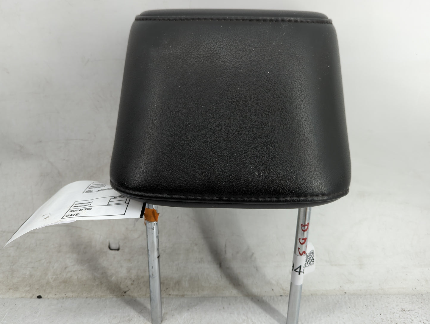 2005 Nissan Armada Headrest Head Rest Front Driver Passenger Seat Fits OEM Used Auto Parts - Oemusedautoparts1.com
