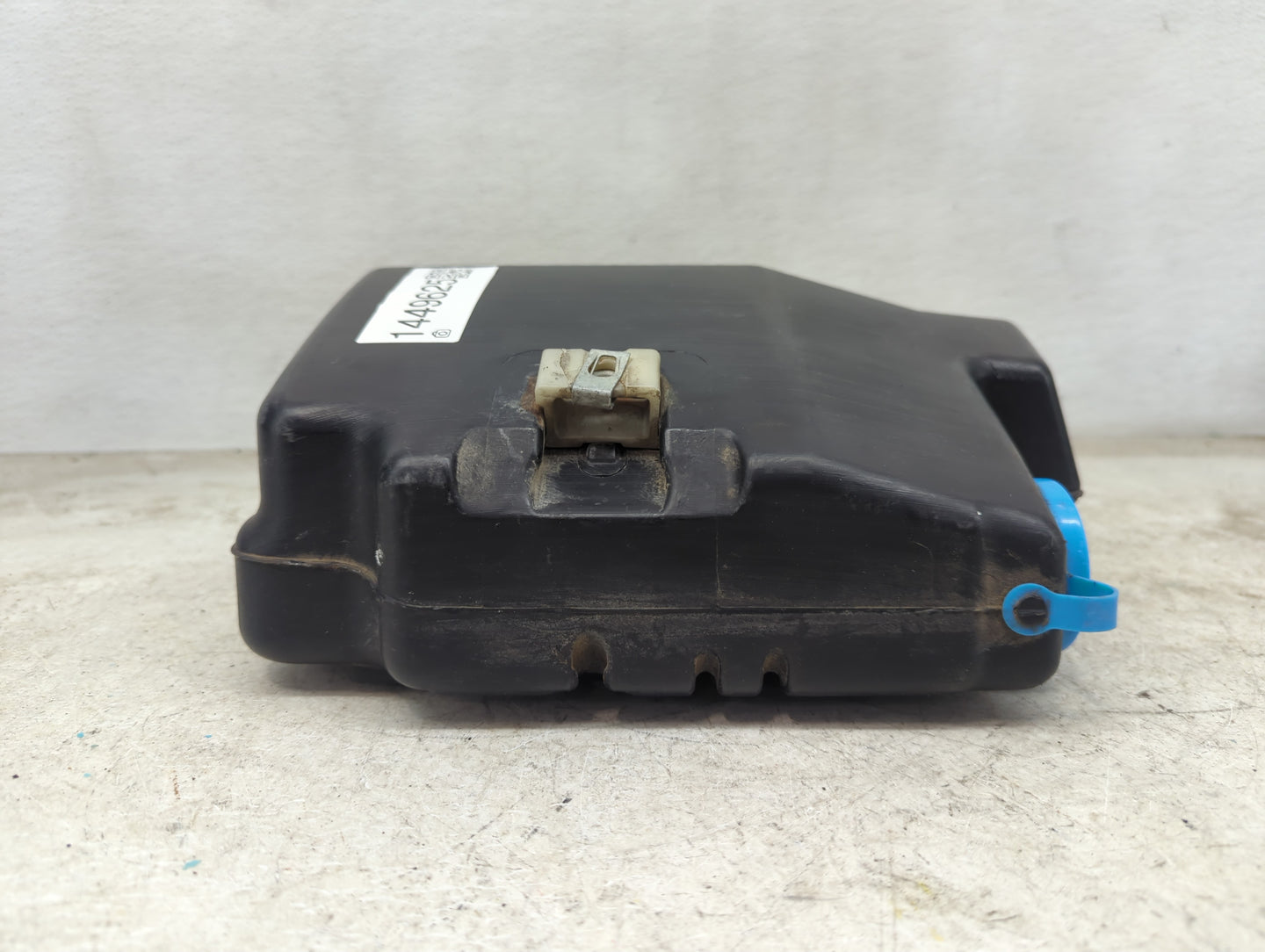 2005-2015 Nissan Armada Windshield Washer Fluid Reservoir Bottle Oem - Oemusedautoparts1.com