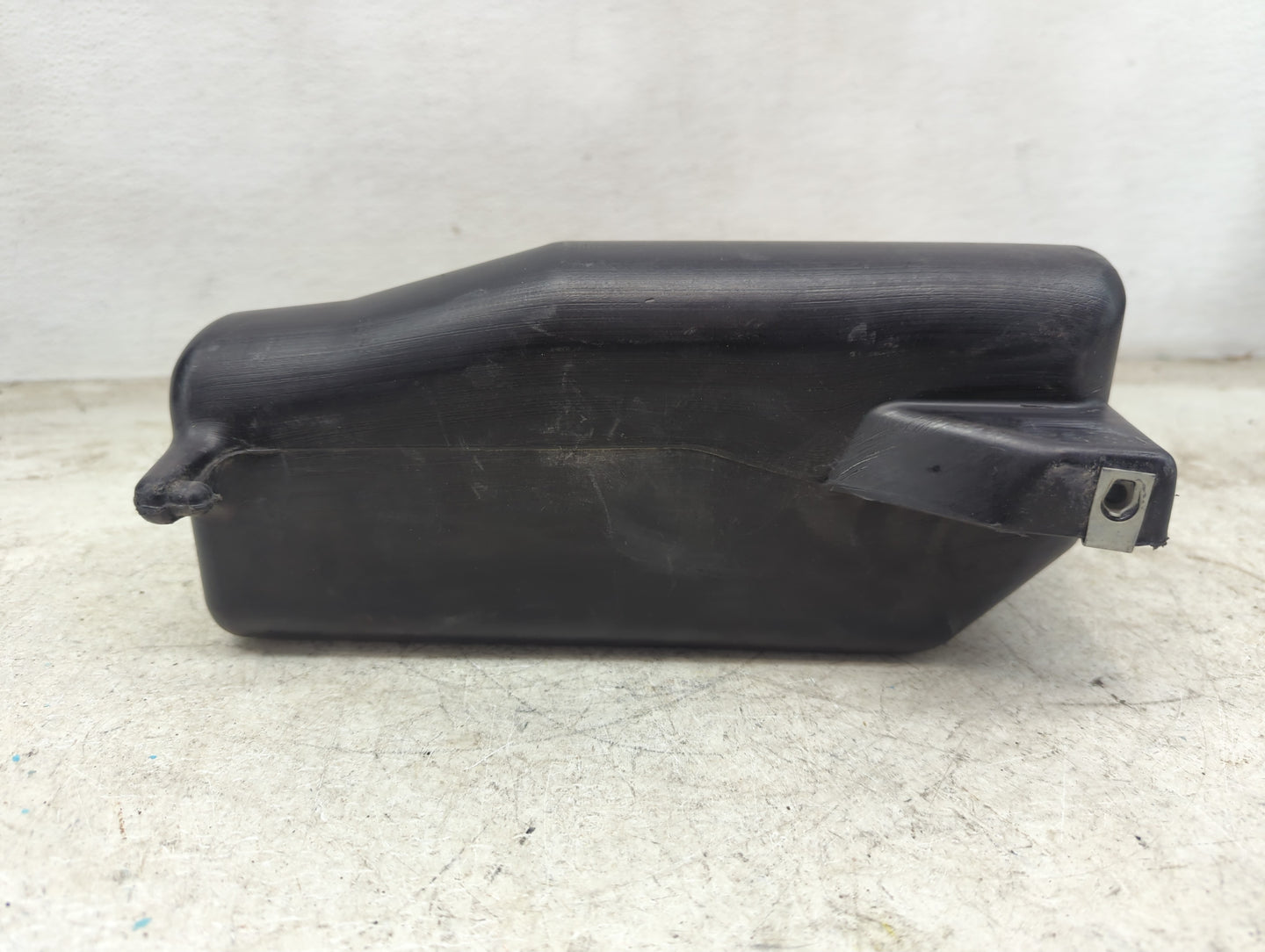 2005-2015 Nissan Armada Windshield Washer Fluid Reservoir Bottle Oem - Oemusedautoparts1.com