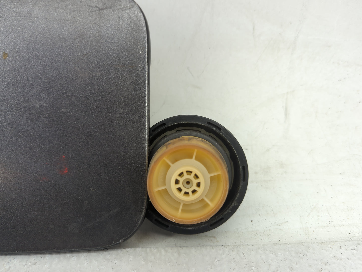 2005 Nissan Armada Fuel Tank Door Lid Gas Tank Grey - Oemusedautoparts1.com