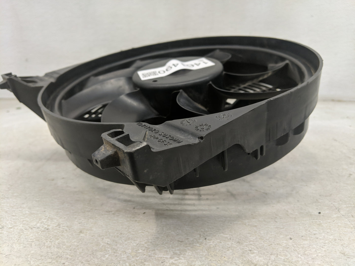 2005-2015 Nissan Armada Electric Radiator Cooling Fan Motor Assembly - Oemusedautoparts1.com