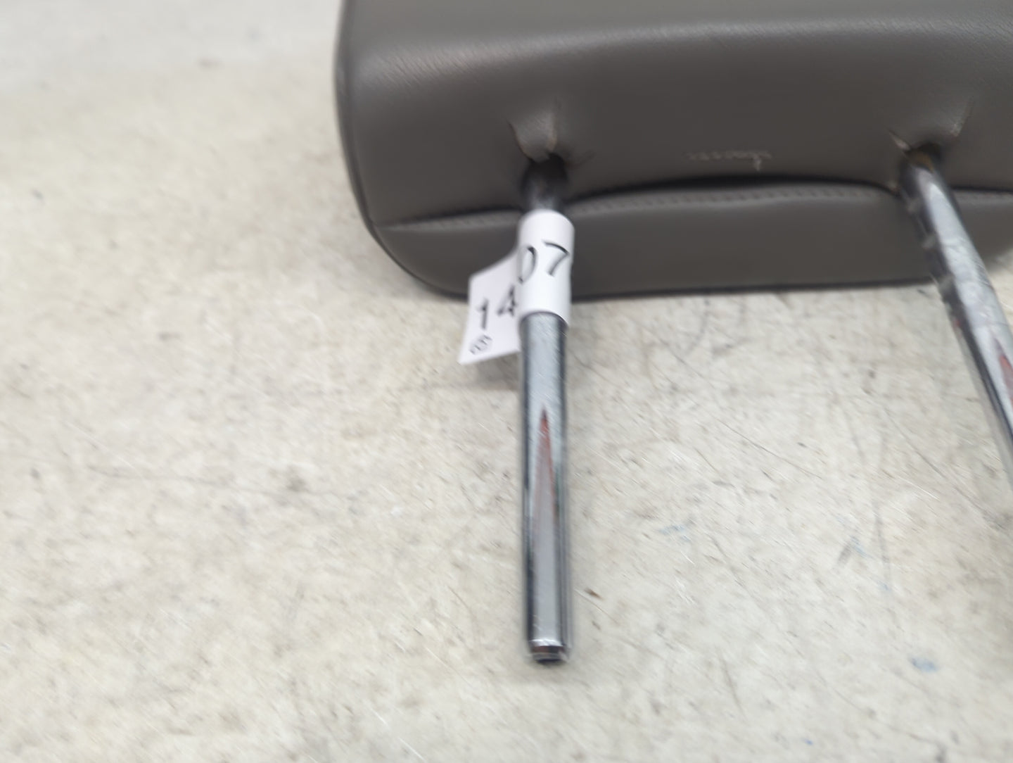 2005 Nissan Armada Headrest Head Rest Front Driver Seat Gray - Oemusedautoparts1.com