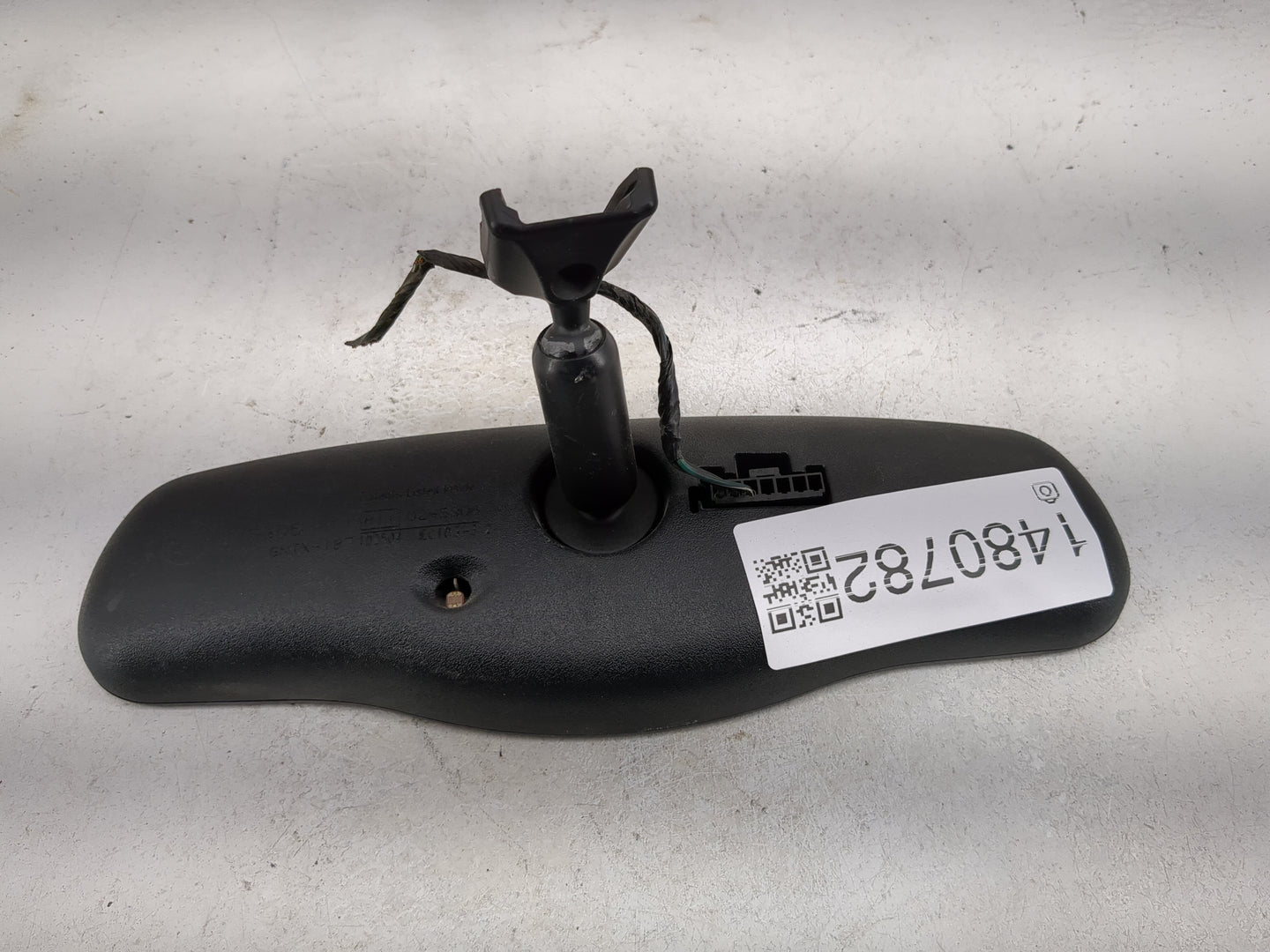 2005 Nissan Armada Interior Rear View Mirror Replacement OEM P/N:E13 015306 GNTX Fits OEM Used Auto Parts - Oemusedautoparts