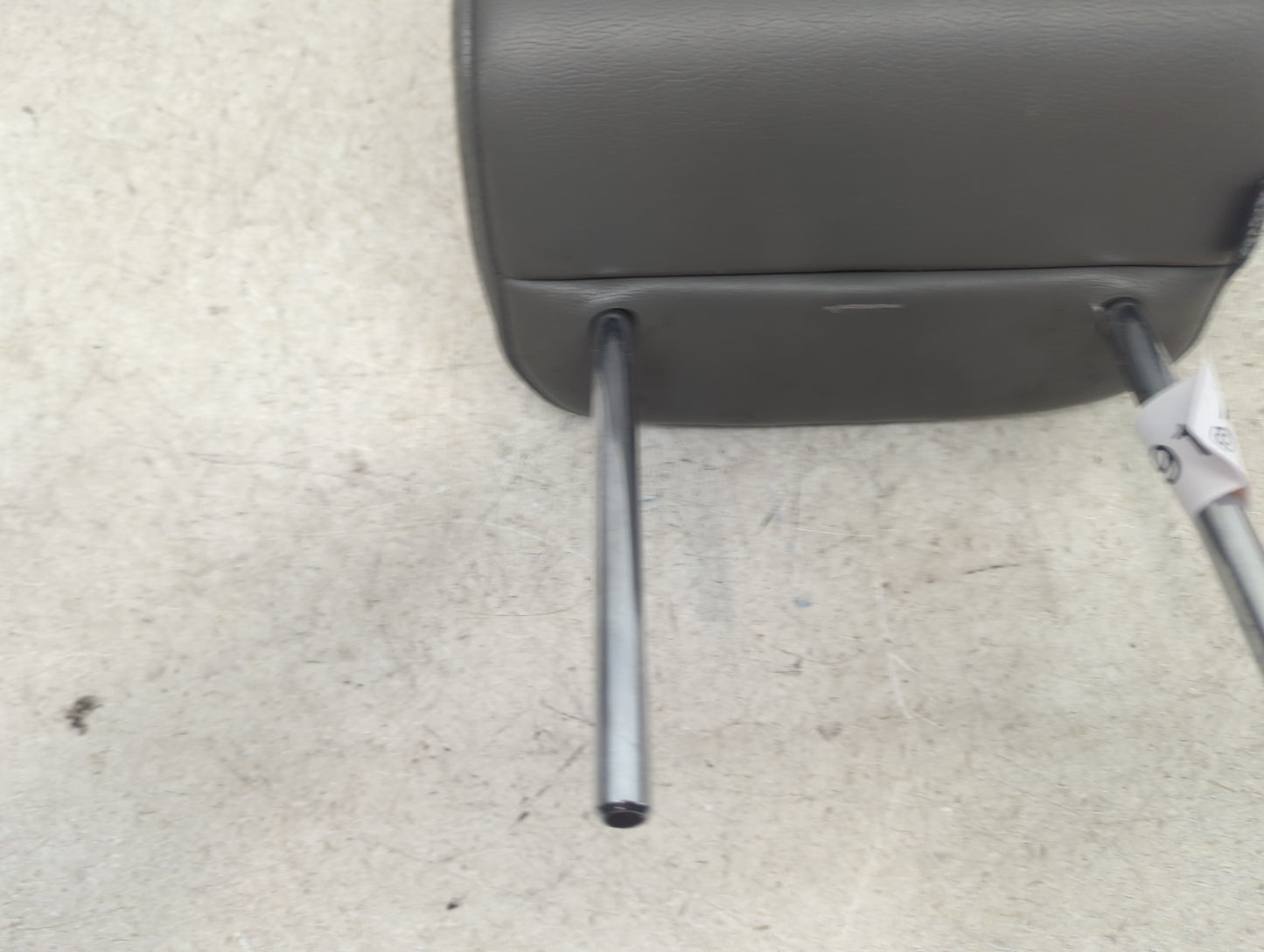 2005 Nissan Armada Headrest Head Rest Front Driver Passenger Seat Fits OEM Used Auto Parts - Oemusedautoparts1.com