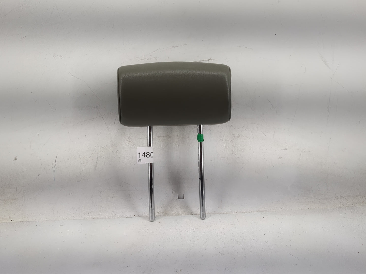 2005 Nissan Armada Headrest Head Rest Front Driver Seat Gray 1480801 - Oemusedautoparts1.com