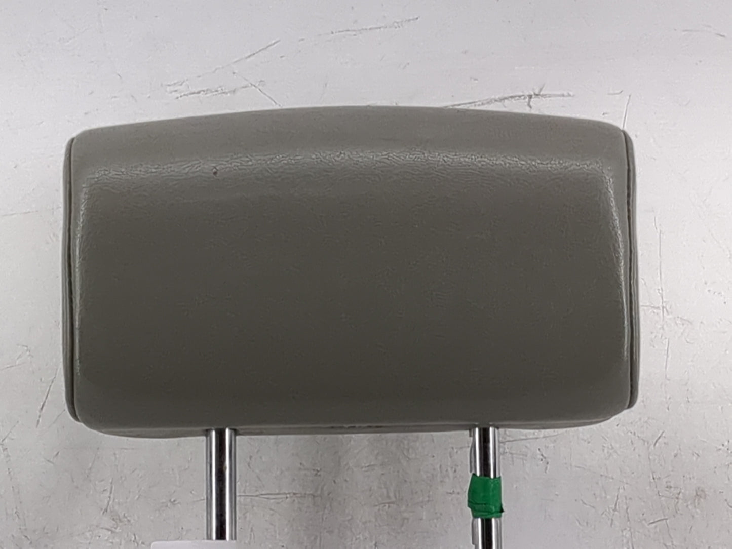 2005 Nissan Armada Headrest Head Rest Front Driver Seat Gray 1480801 - Oemusedautoparts1.com
