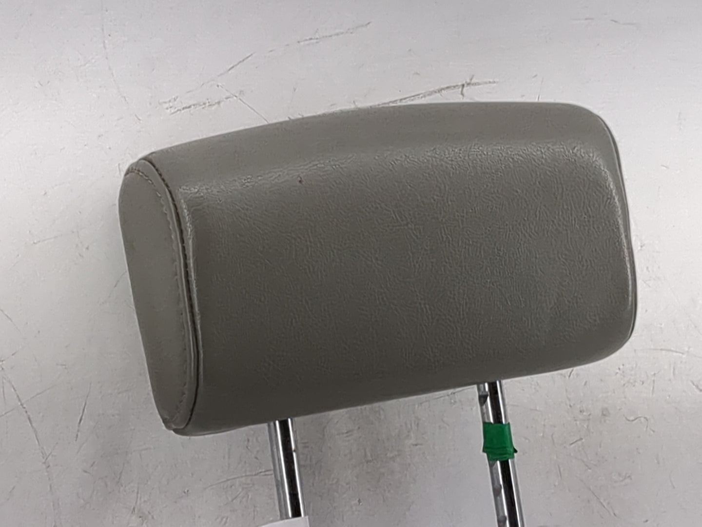2005 Nissan Armada Headrest Head Rest Front Driver Seat Gray 1480801 - Oemusedautoparts1.com