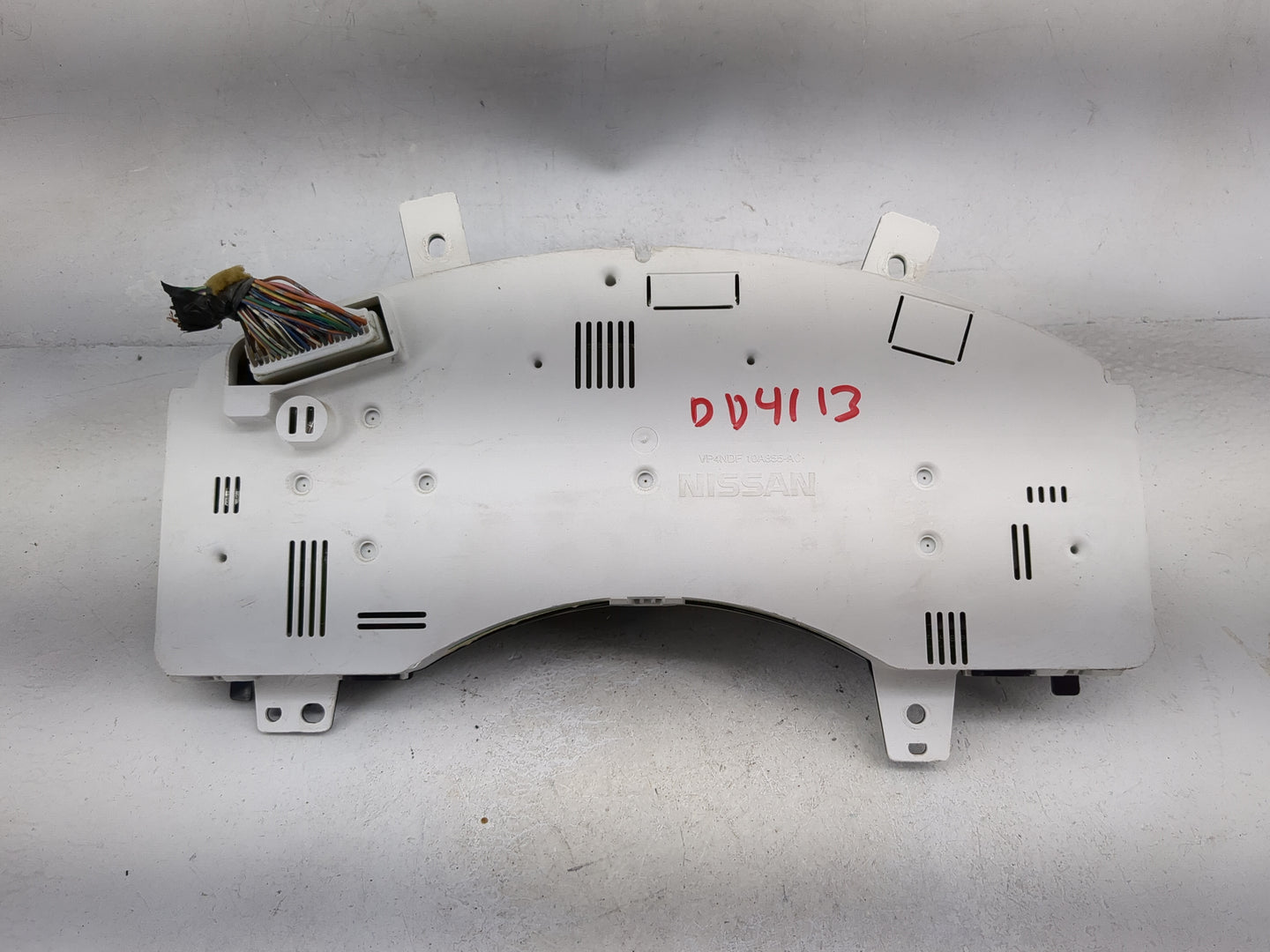 2005 Nissan Armada Instrument Cluster Speedometer Gauges P/N:24810-7S01A Miles: Fits OEM Used Auto Parts - Oemusedautoparts1